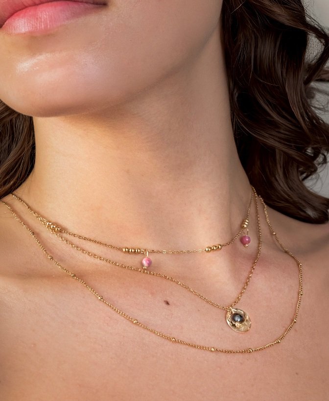 Collier en acier doré pierres + estampe + 1 keishi