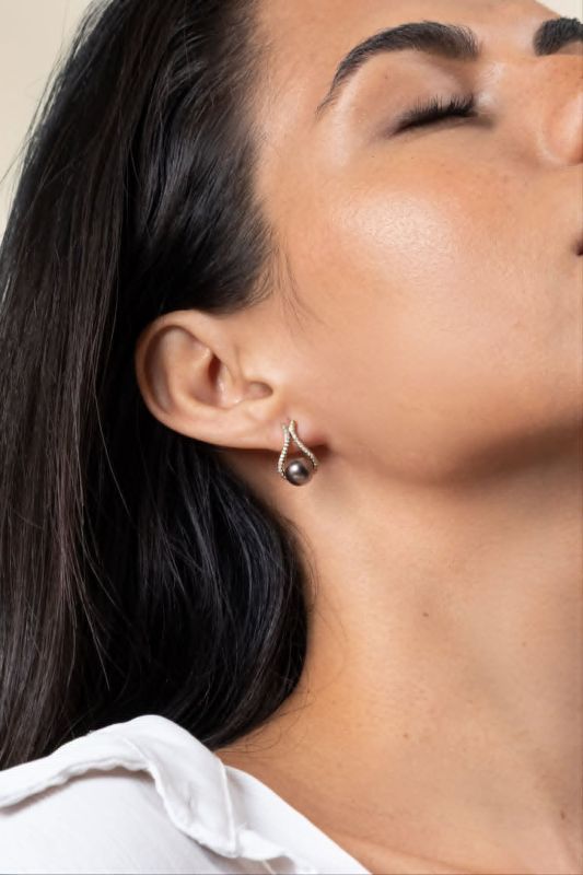 BOUCLES D OREILLES VASE PERLES ET ZIRCONS - PLAQUE OR