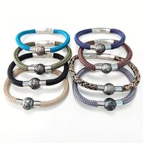 BRACELET HOMME CORDE ET PERLE DE TAHITI GRAVEE