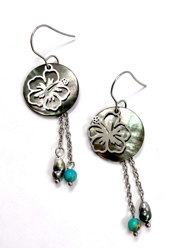 Boucles d'oreilles Hibiscus, nacre, turquoises et keishis - acier inoxydable