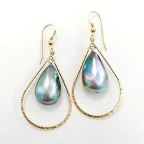 [BOMABG] Boucles d'oreilles plaqué or gouttes et Mabe