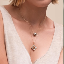 [F4PP] COLLIER DOUBLE- FLEUR NACREE ET PERLE DE TAHITI - PLAQUE OR