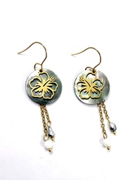 [BOHBD] Boucles d'oreilles en acier doré hibiscus, nacre et keishi